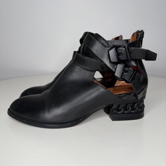 Jeffrey Campbell Everly Cutout Black Leather Ankle Booties Chainlink Heel - Picture 1 of 9